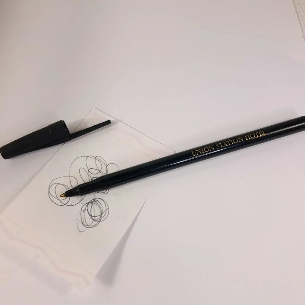 Union Station Hotel pen ballpoint black gold‎ with cap advertisement collectible